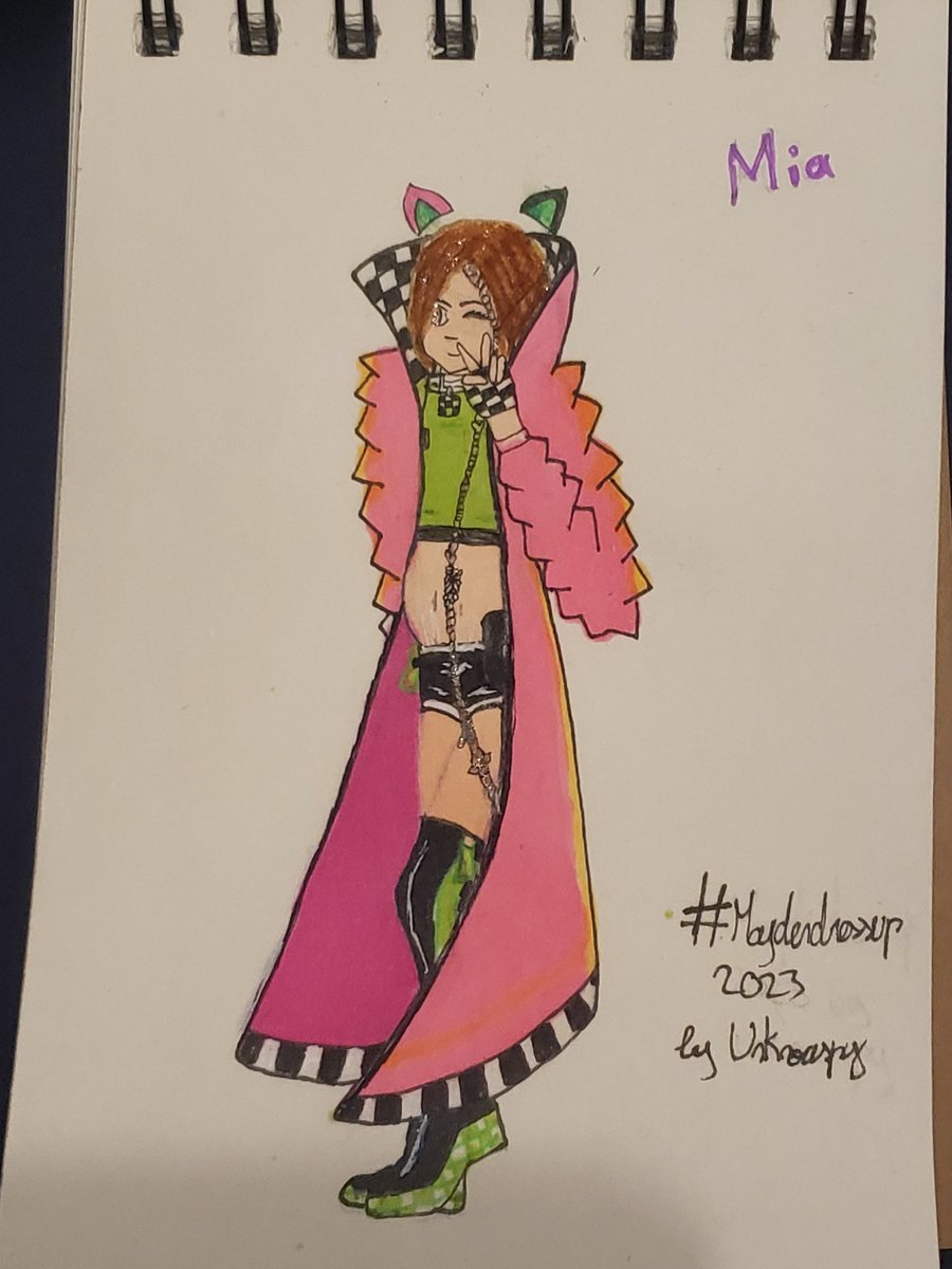 #maydendressup2023 
Jour 1
Je commence un peut en retard mais voici mon Oc Mia femme qui à souvent été enceinte d'où le ventre.