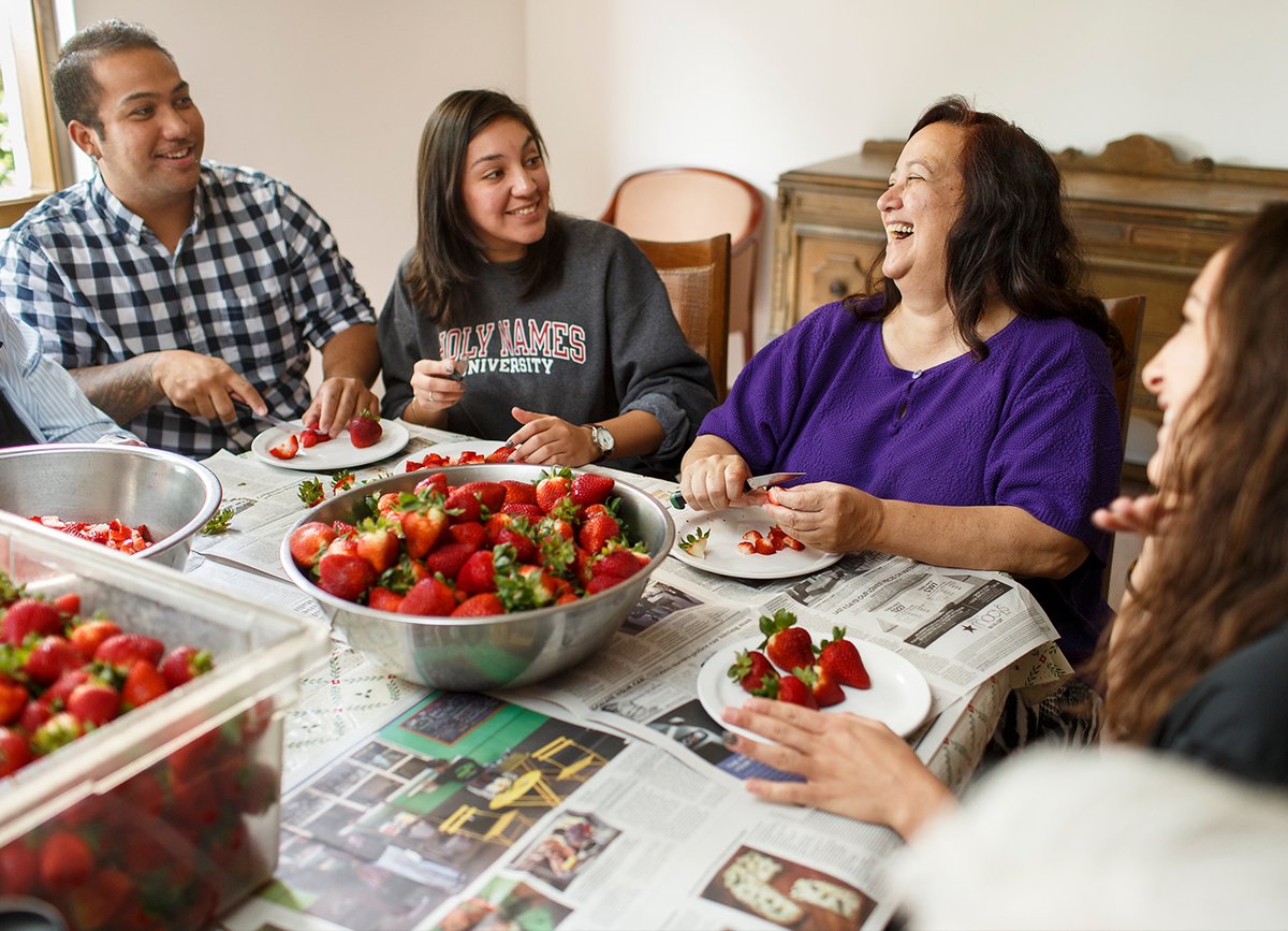 HNU Alumni: We look forward to seeing you on campus tomorrow to honor the legacy of our beloved Holy Names. #HNULegacy

12:30 p.m. Legacy Mass (Regents’ Theatre of the VCPA)
2:00 p.m. Community Gathering (Public Market)

#HolyNamesUniversity
