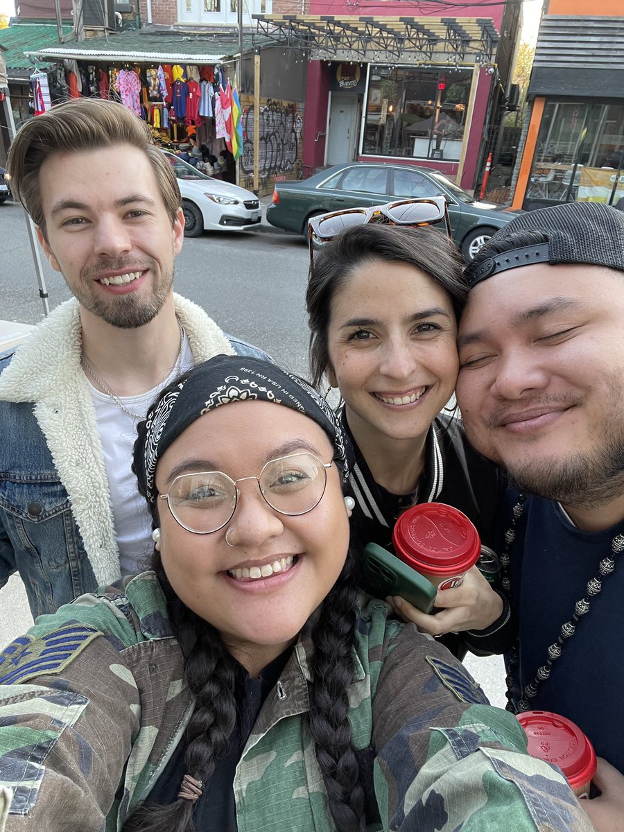 naomilasagna's tweet photo. we found @AyyyGeezer 🥰 
@RiceBoyyyTV @laserbec https://t.co/pweaepZ1FP