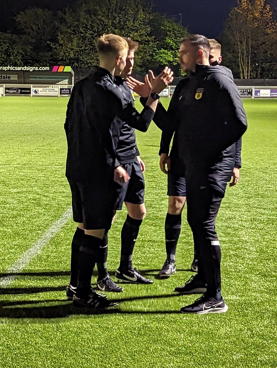 An enjoyable <a href="/DerbyshireFA/">Derbyshire FA</a> cup final at <a href="/Mickleover_FC/">Mickleover FC</a> this evening. Well officiated by the ref and AR's ⚽