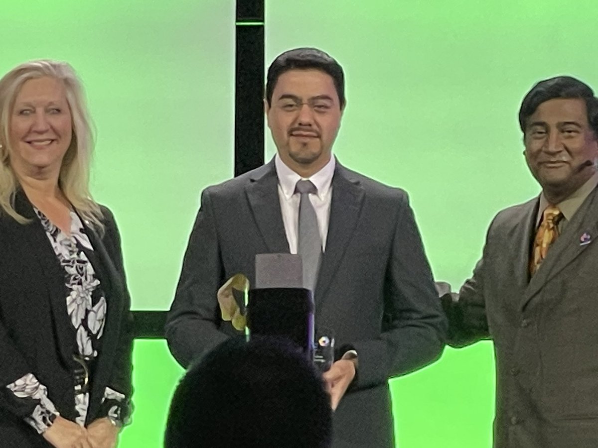 Honored to receive the "Rising Star in Endocrinology Award”at #AACE2023! Thank you to AACE for this recognition, and to everyone who supported me on this journey. Excited to keep advancing the field of endocrinology!  <a href="/MayoClinicEndo/">Mayo Clinic Endocrinology</a> <a href="/KerUnit/">KER UNIT</a> #MedTwitter #EndoTwitter <a href="/MayoClinic/">Mayo Clinic</a>