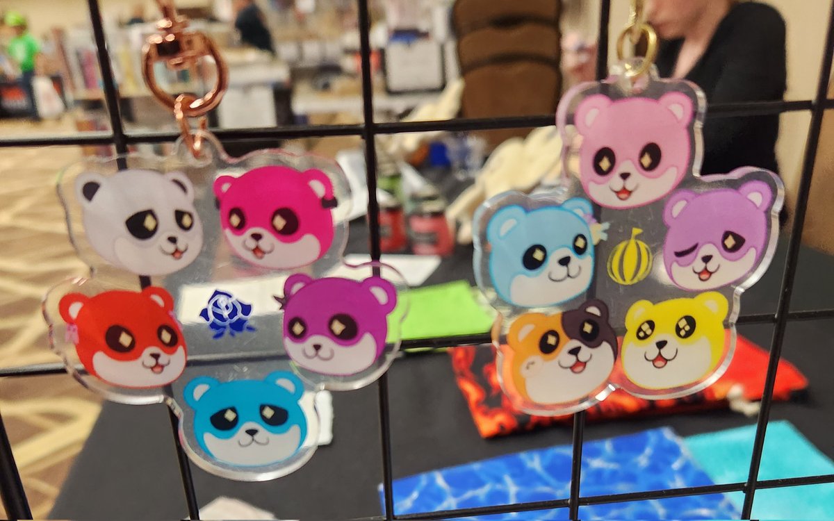 flutter_chey's tweet photo. I really love how these Bandori charms came out and I'm excited to get the other 3 done to complete the set. https://t.co/CcTDDEPpGQ
