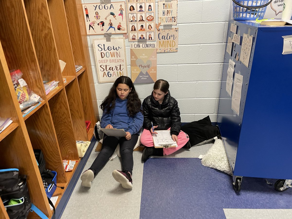 Mrs. Chalil tweet media