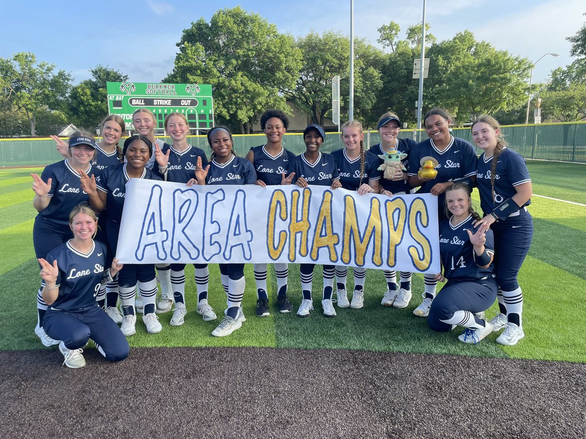 LSHSSBall's tweet photo. 🏆 𝗔𝗿𝗲𝗮 𝗖𝗵𝗮𝗺𝗽𝘀 🏆

#GoldStandard #SDLUP https://t.co/XoyM0ESJay
