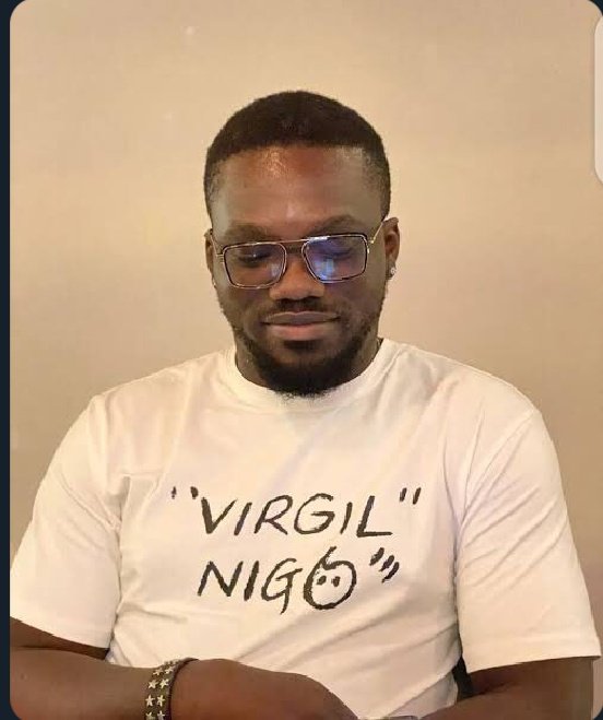 madona1996's tweet photo. ObiDients gather here let's celebrate one of our own. Today is @DavidHundeyin birthday, happy birthday David ObiDient family are very proud of you. May your pen and pocket never dry IJMN 🎊🎉🌹🎈🎁🎂🍾🍹💖🥳💃🏼💃🏼 https://t.co/6BdSUg033B