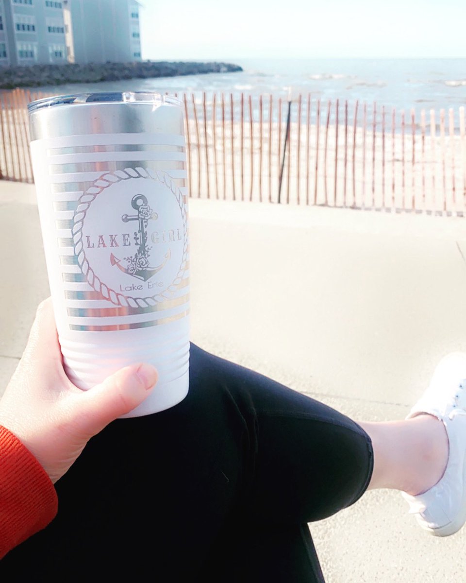 Kit_Lee_'s tweet photo. This is where I’m meant to be 💙
#LakeErieGirl #GirlsWeekend #LakeLife #Home https://t.co/z7tTU2RVyV