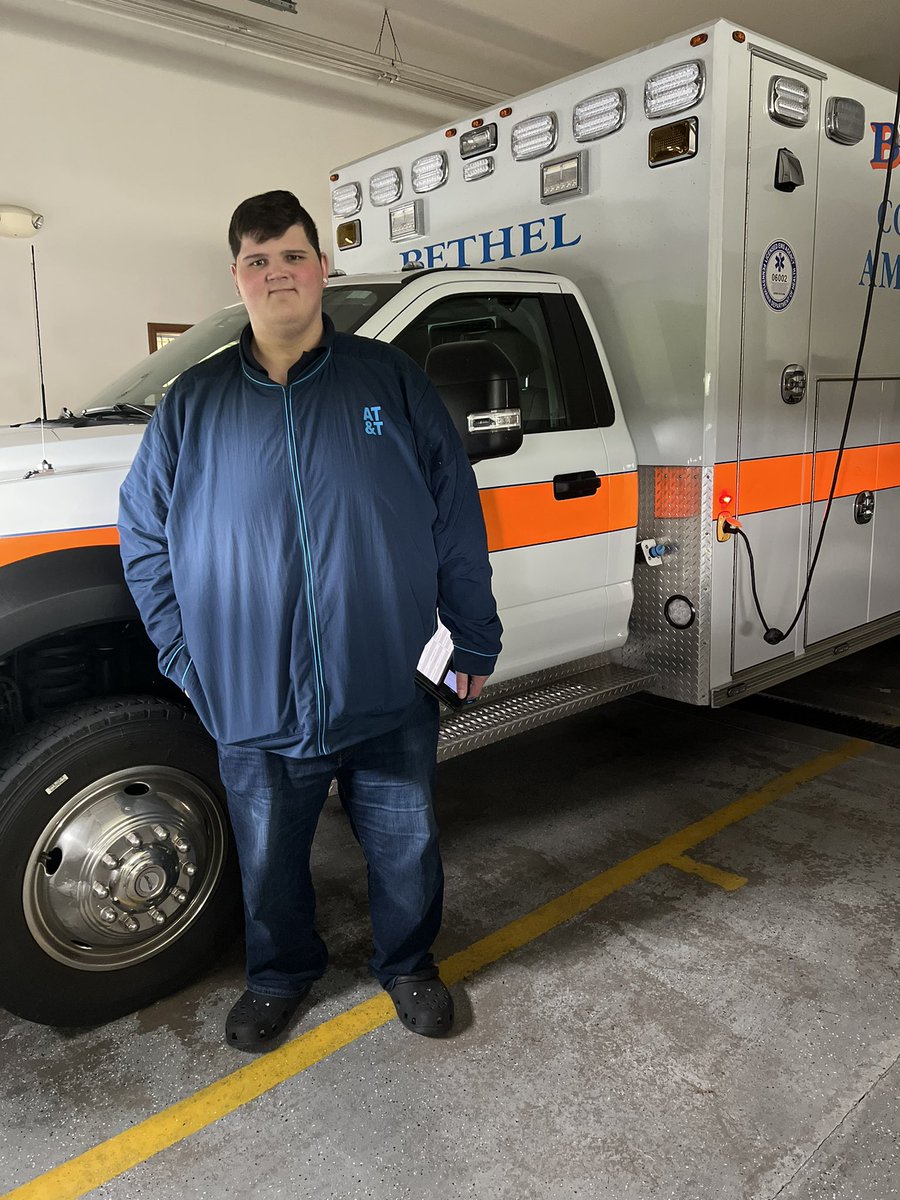 Dennis_Wooo's tweet photo. Out in the community spreading out our FirstNet knowledge to everyone at Bethel & Hamburg EMS agencies #getyourswagoutside #lifeatatt #FirstNet @LaeeqaCPressley @at_broadcasting @dan_young_22 https://t.co/A7OHTKr9SS