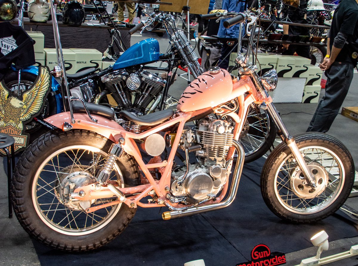 yoshinobee2's tweet photo. #JOINTS
#OLDandCHOPPER_DNA
#カスタムペイント
#カスタムバイク
#ポートメッセ名古屋
#30thApril
#ハーレー
#デジタル一眼レフ
#キリトリセカイ
#ファインダー越しの私の世界
#写真で伝えたい私の世界
綺麗なペイントしたハーレーなどが沢山展示されているのを撮って来ました。SRベースもありますね! https://t.co/V82pkAgPHI