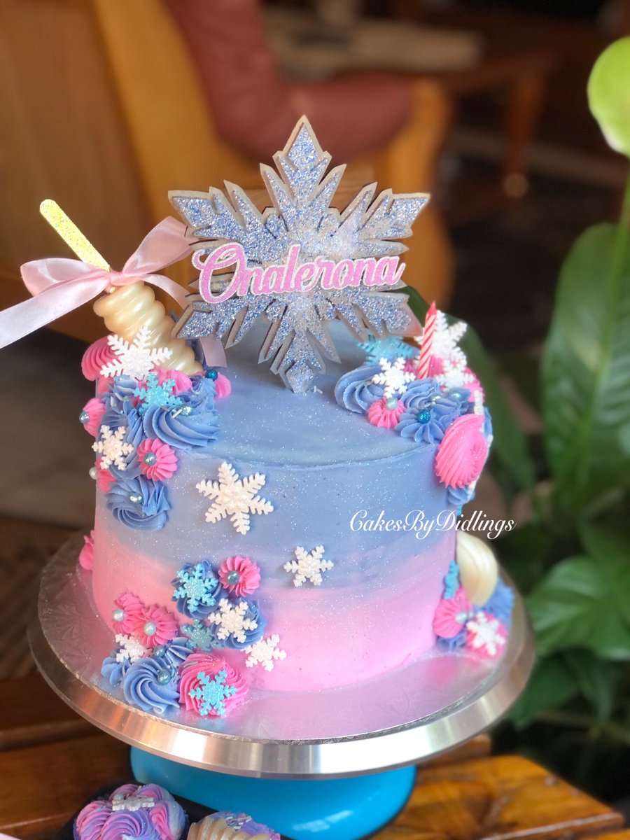 lights_di's tweet photo. A frozen themed cutie . 

For orders WhatsApp : 0827722330

#Frozen2  #CakeCakeCake #GirlTalkZA #baked #explore #joburgbaker https://t.co/qNWxuqnHu3