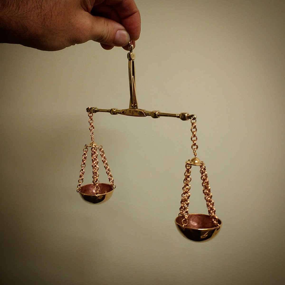 eblueaxe's tweet image. A few pictures of some #vikingage scales and weights I made several years ago!