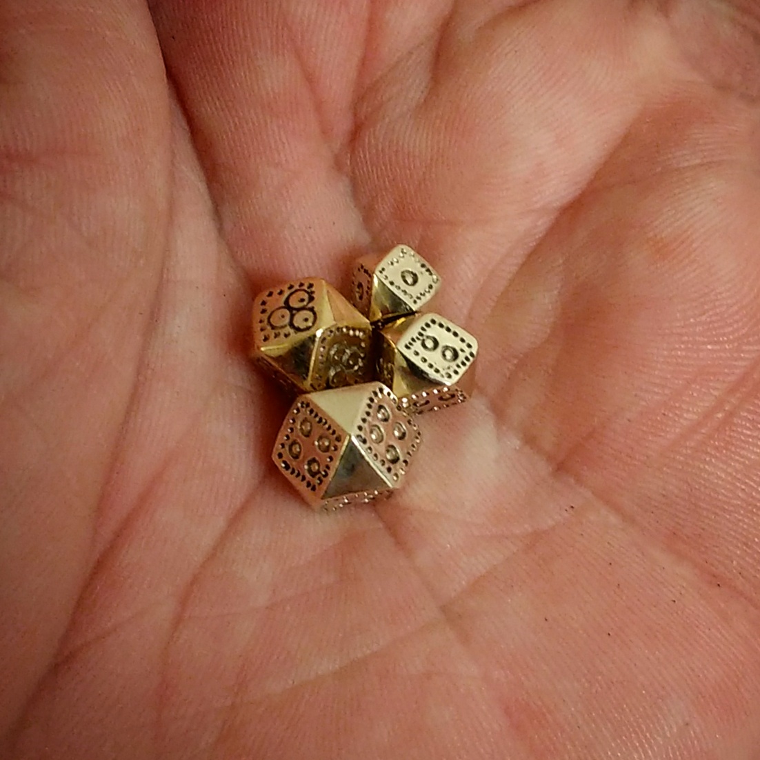 eblueaxe's tweet image. A few pictures of some #vikingage scales and weights I made several years ago!