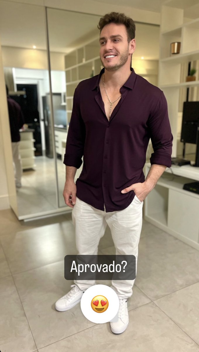vaidesmaiar's tweet photo. Look do Gustavo #FestaDoFredBruno https://t.co/sGtbYIXtKR