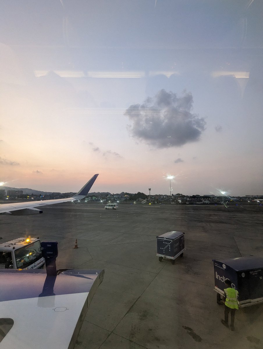 reach2nik's tweet photo. @IndiGo6E how's the weather looking at your end? Am I in for a smooth sailing with the 6E? ;) :P https://t.co/djdVrI4rcy