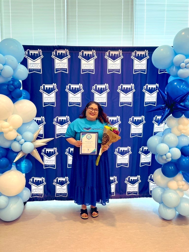SAISDEXTLearn's tweet photo. We’re proud to announce that two of our @SAISD @SAISDEXTLearn TX ACE specialists received great honors today. Congratulations to NBA Math Hoops Outstanding Educator Diana Leon & Laura Gonzalez, a graduate of @LeadershipSAISD. We're so proud of you both! 🎉👏🏆#TXACE #SAISDfamilia https://t.co/0sxcPjGMV0