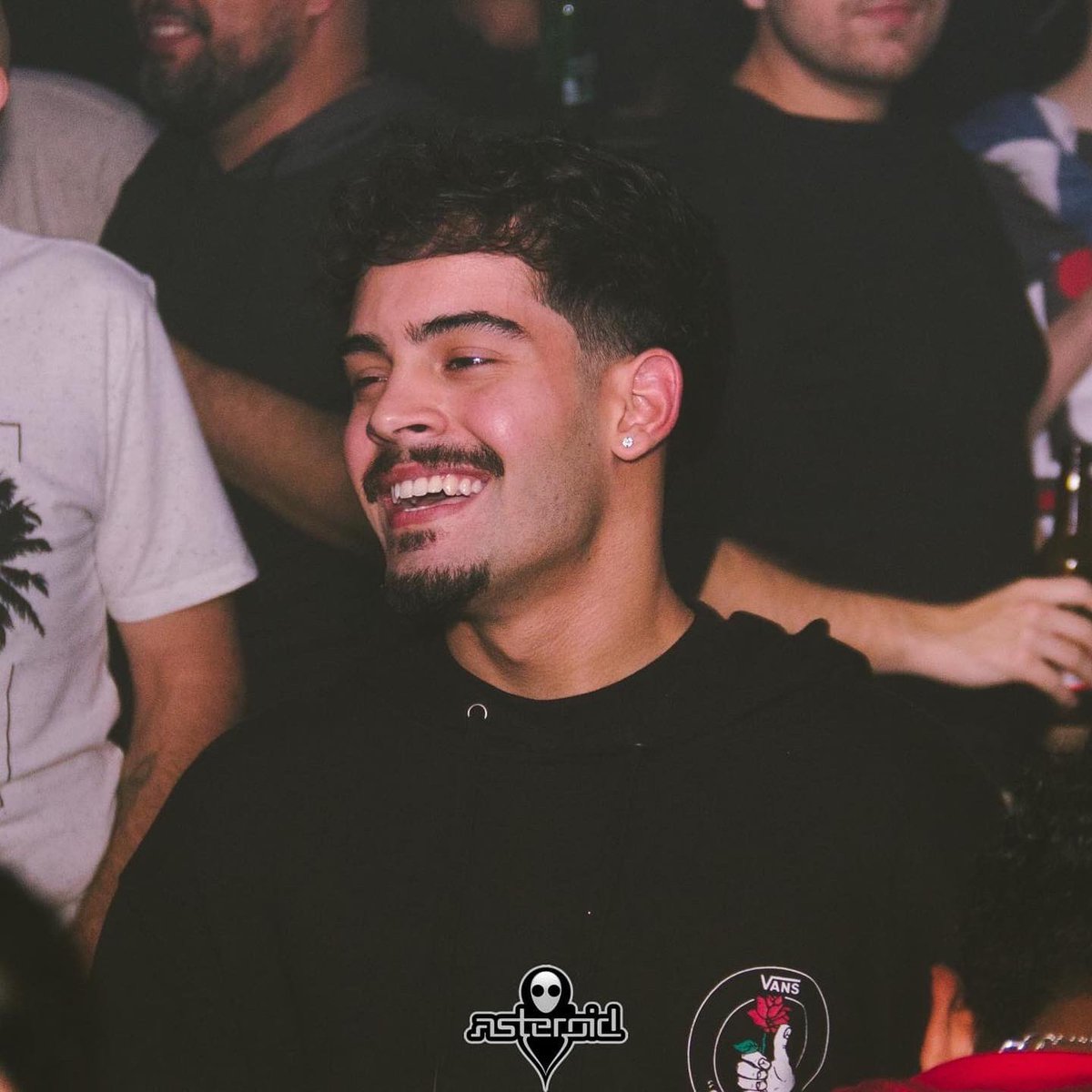 asteroidbar's tweet photo. Algumas fotos da semana passada por Marceli Marques 👽
Hoje temos a divertida festa Melhores & Piores que começa às 23h com vodka em dobro até às 00h 🙌 #sorocaba #balada #asteroidbar https://t.co/kG0GRdagWV