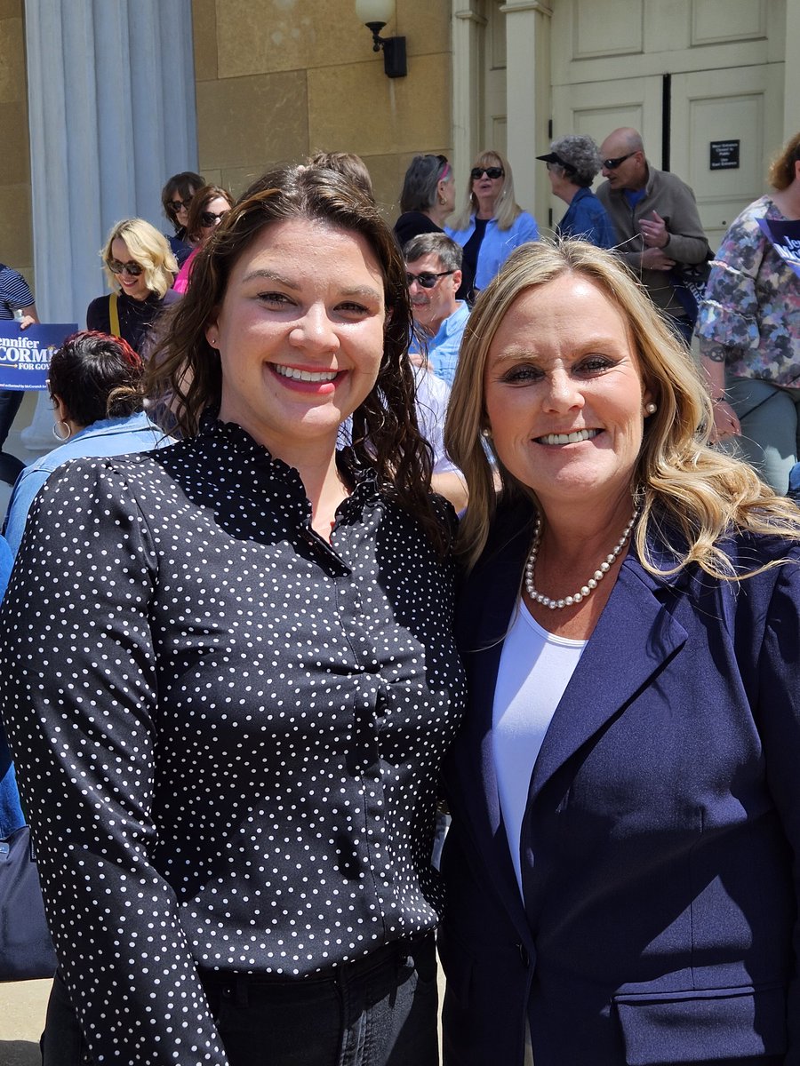 stjoedemocrats's tweet photo. Today we welcomed @mccormickforgov to South Bend. https://t.co/T4BlEeWhpW