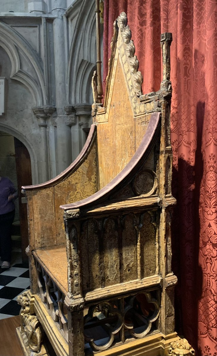 HannahFlowerday's tweet photo. The time I got close up to the Coronation Chair 😍 It’s on this ancient wooden chair that the monarch is invested with regalia and crowned. It was made between 1300-1301 on the orders of Edward I #Coronation #CoronationChair #CharlesIII https://t.co/861VjfL18N