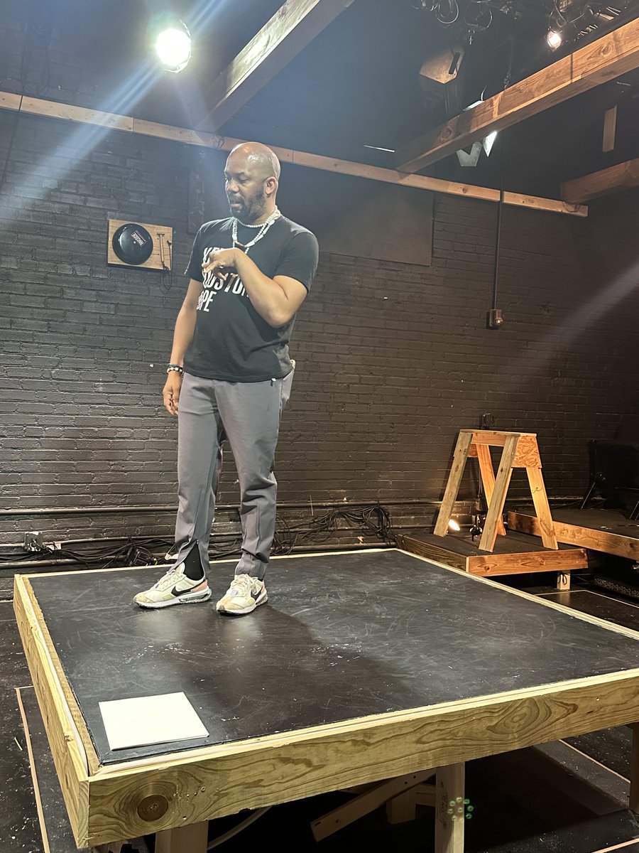 LeadershipHoust's tweet photo. Next stop: @recroomhtx! Thank you to Shawnna Goffney & @outspokenbean for sharing your Playwriting, Screenwriting &
Poetry Writing Techniques! #LH41 https://t.co/41BEXFruGc