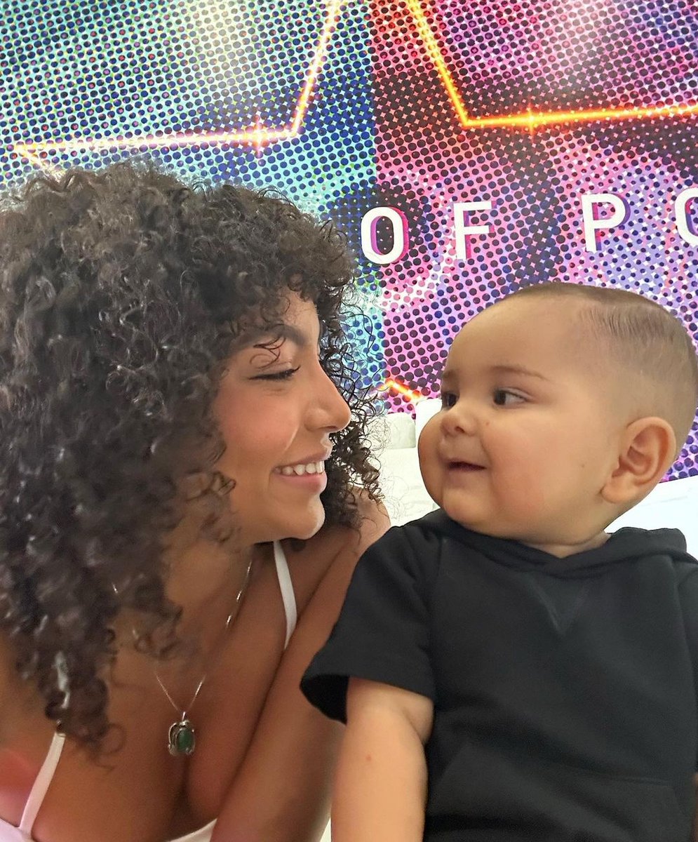juliaacomments's tweet photo. as fotinhas da Any com o Enzo gnt, eu amo esses dois ❤️ https://t.co/Qzg1o8Ojfi