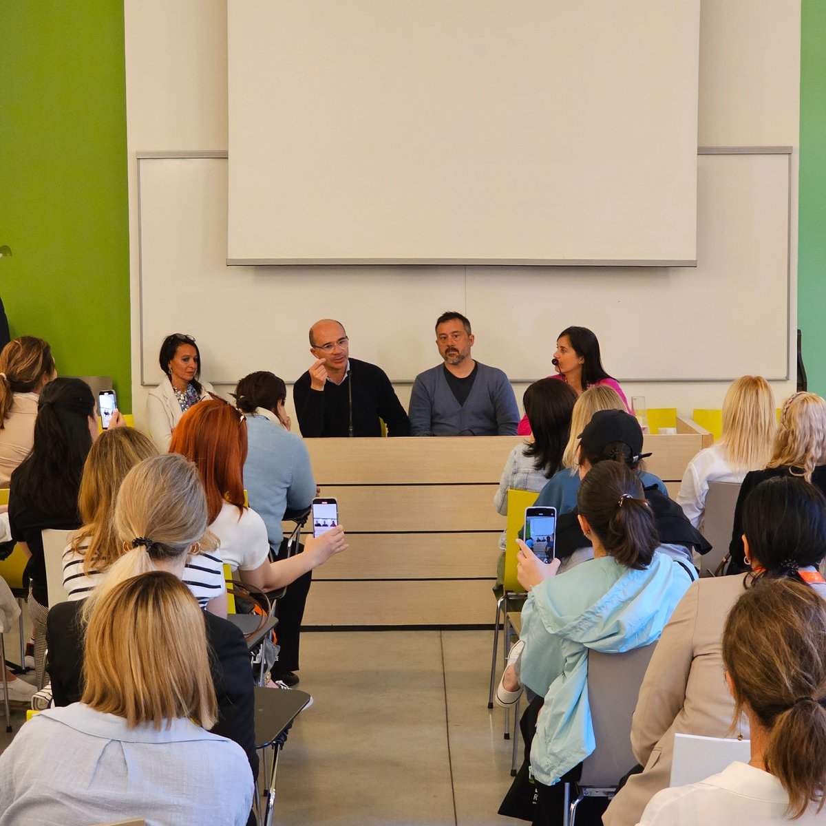 cristianfabbi's tweet photo. A group from #Ukraine, #Russia, #Uzbekistan, #Armenia, #Montenegro and #Belarus to discuss early childhood education, the Reggio Emilia Approach, and how to become messengers of peace through education 

#ecd #reggioemilia #ecce https://t.co/WFRVGwTxRT