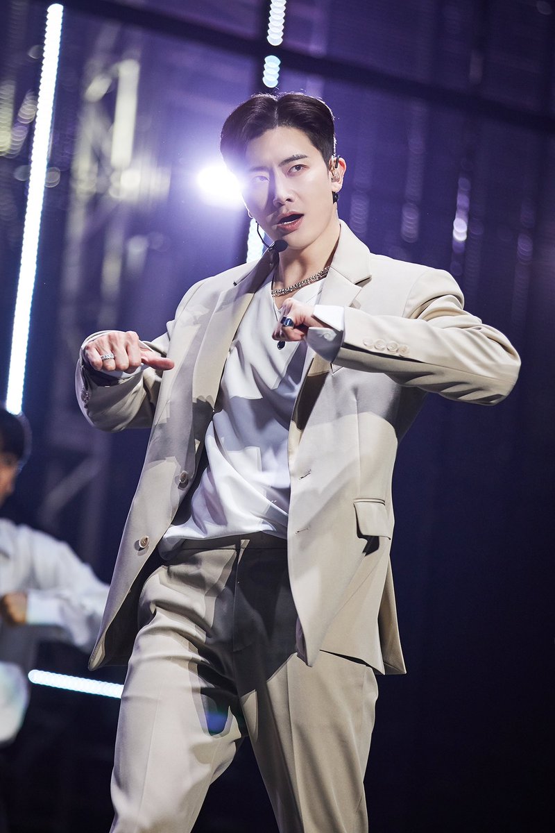 SuJuZafiroELFMx's tweet photo. #Mitang Es momento de ir a seguir y apoyar a #Zhoumi en sus redes sociales:
https://t.co/4BhzGpA04G
https://t.co/PFn3USHNy4
https://t.co/ddA1p9wWNB…
#SUPERJUNIOR @zhoumi_419 #Zhoumi #ielfsupportzhoumi https://t.co/3qvY4UKtTk