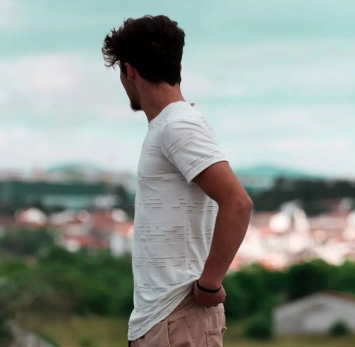 Francisco.. a Sofia só tem 13 anos!🥴