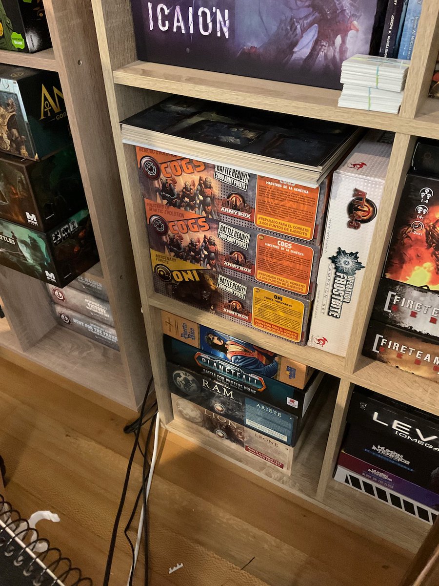 EOGamers's tweet photo. Did I mention how much I love #AT43? If you do too, go check out my page, probably the last on the internet that keeps it alive: https://t.co/d8cRvI1WE3 https://t.co/CbjJ2kEL4e