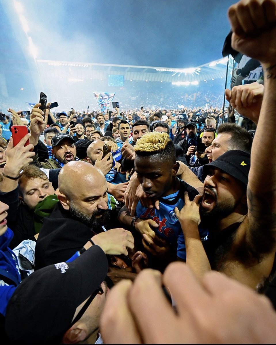 Football Pictures That Go Hard tweet media