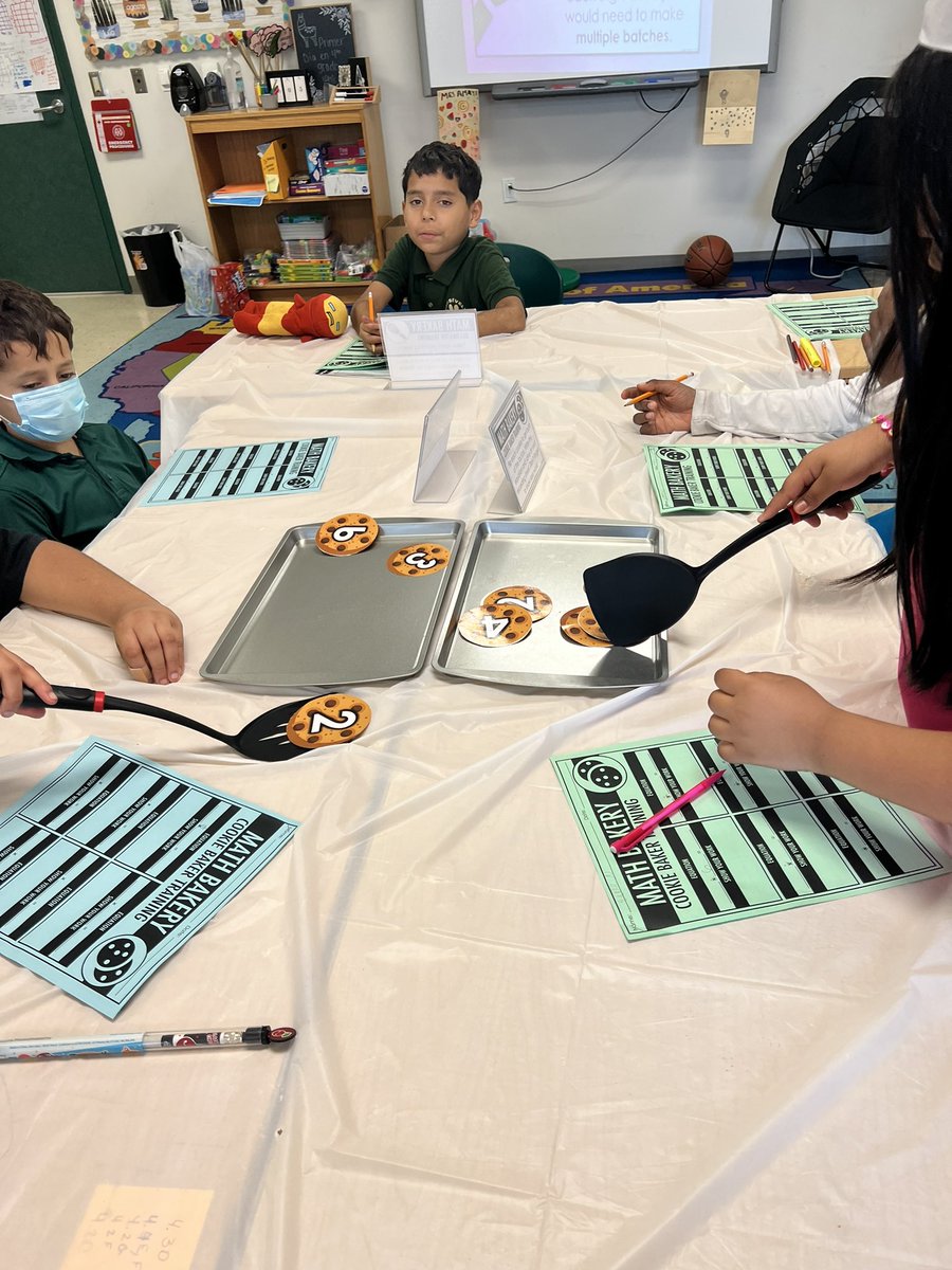 My <a href="/Roosevelt_HISD/">Roosevelt ES HISD</a> Bears showed their skills and their talent  during our multiplication and division Math Bakery!!! <a href="/HISD_ElemMath/">Houston ISD Elementary Math</a> <a href="/MrsAPerez_3rd/">Ana Perez, M.Ed</a>