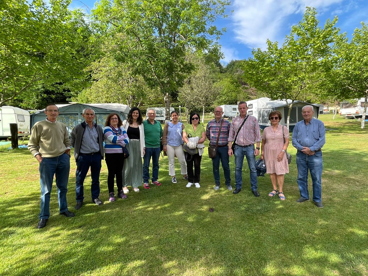 FSA_PSOE's tweet image. Nuestro cabeza de lista por el Occidente, @Marcelotineo, junto a las número dos y tres, @AlbaAlvarez88 y @lidia_trevias, han mantenido hoy un encuentro con representantes del sector turístico del municipio en el camping de #Arbón. 

Además, asistieron a la presentación de la