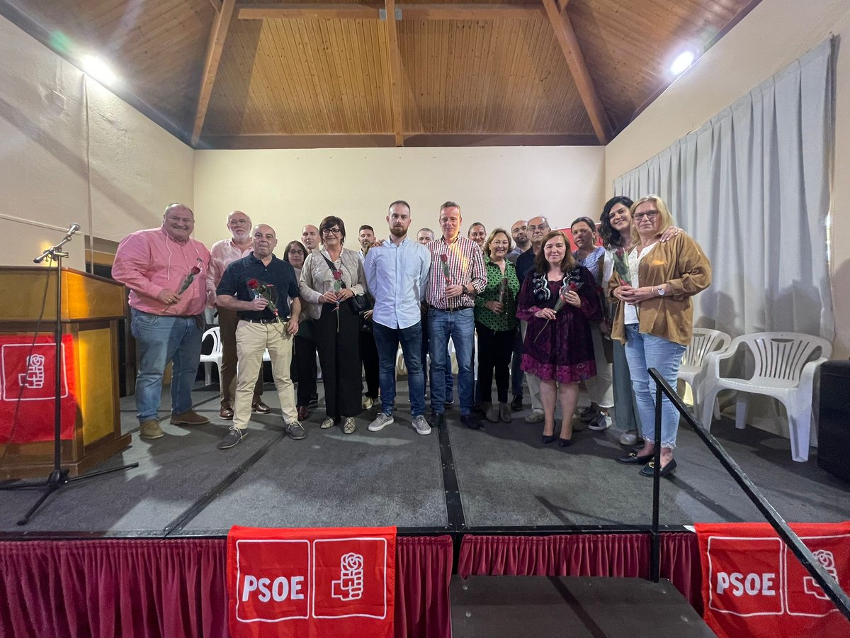 FSA_PSOE's tweet image. Nuestro cabeza de lista por el Occidente, @Marcelotineo, junto a las número dos y tres, @AlbaAlvarez88 y @lidia_trevias, han mantenido hoy un encuentro con representantes del sector turístico del municipio en el camping de #Arbón. 

Además, asistieron a la presentación de la
