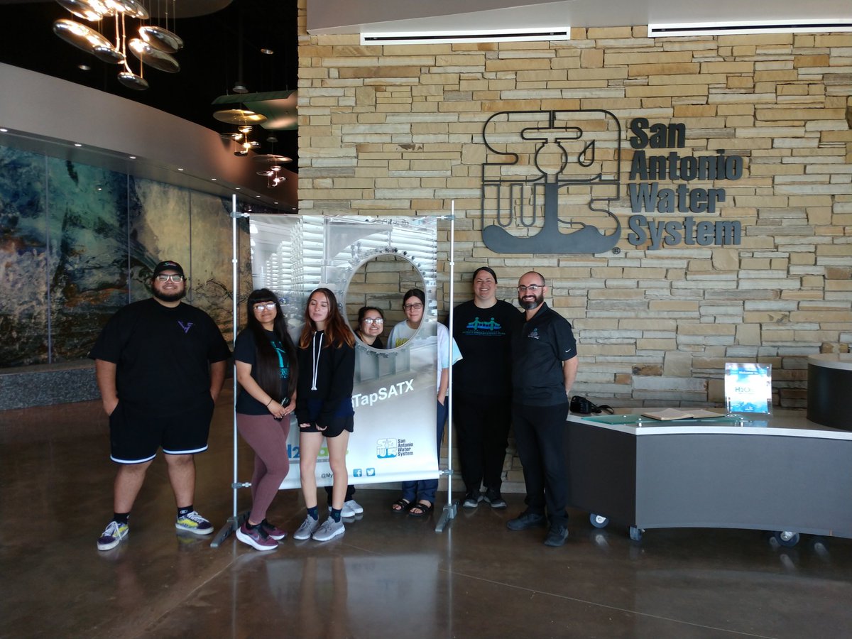 #FutureWaterWorkforce on the @MySAWS   #RainToDrainExperience today from @PACPR @AlamoColleges1 TriBeta Biological Honor Society 💪 Come and work with us plllleeeaaaaassseee! We ❤️ 💧🦠 🤓 #WorkforceDevelopment #WorkThatMatters #TXwater