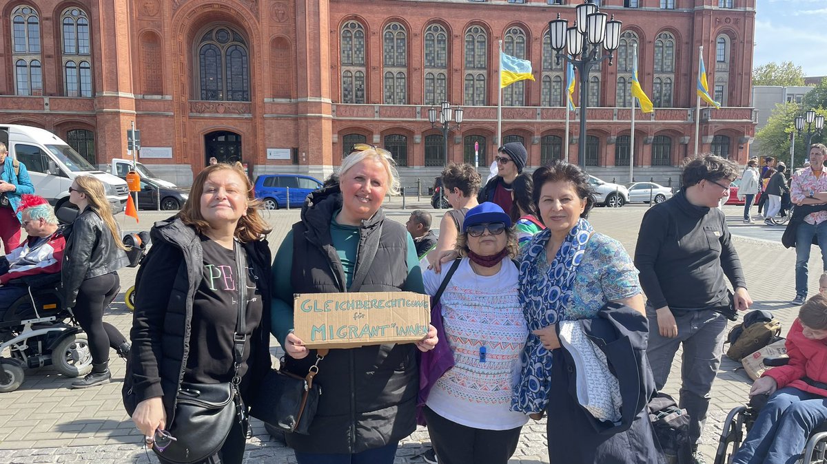 interAktiv_eV's tweet photo. UNSERE FORDERUNGEN SIND NICHT VERHANDELBAR - SONDERN MENSCHENRECHTE!!!!!

Europäische Protesttag zur Gleichstellung von Menschen mit Behinderung 
05.05.2023

InterAktiv e.V. https://t.co/2uHliMqq6w