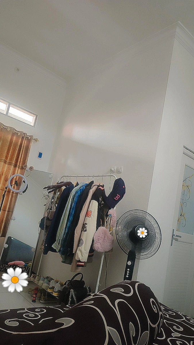 92puput's tweet photo. https://t.co/u9yvBJthYX