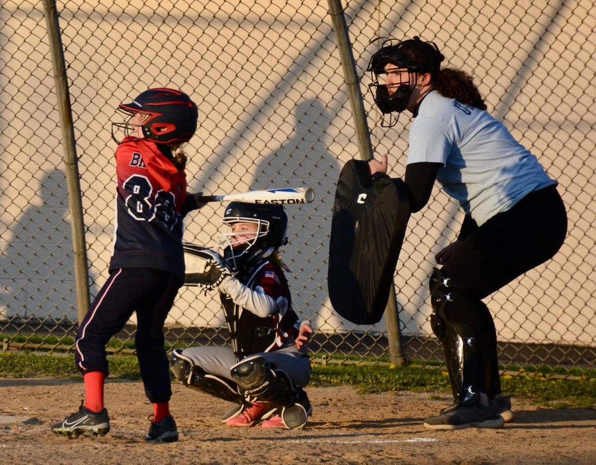 GoWindmills's tweet photo. Our newest Windmills, the 8U squad, will be stepping up to the plate against the Wheatland Spikes on Saturday, May 13th @ 5pm at the Dome at Parkway Bank Sports Complex in Rosemont.  Please feel free to stop by and cheer on these young players. https://t.co/VP0D4Mvxok