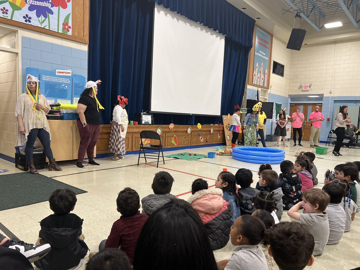 Thank you to all the parents for attending our Book Club today!!! 📚😊