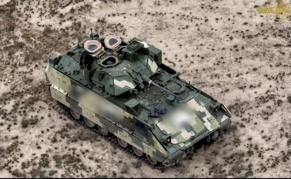 Zlatti71 on Twitter: "American infantry fighting vehicles M2A2 Bradley