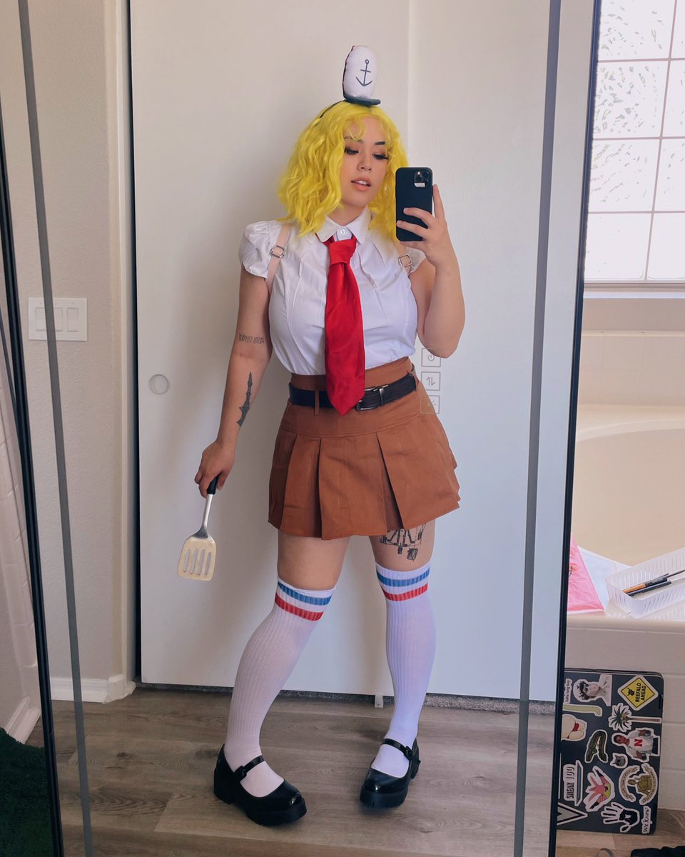 mastiff on Twitter "bikini bottom's best frycook reporting for duty🫡"