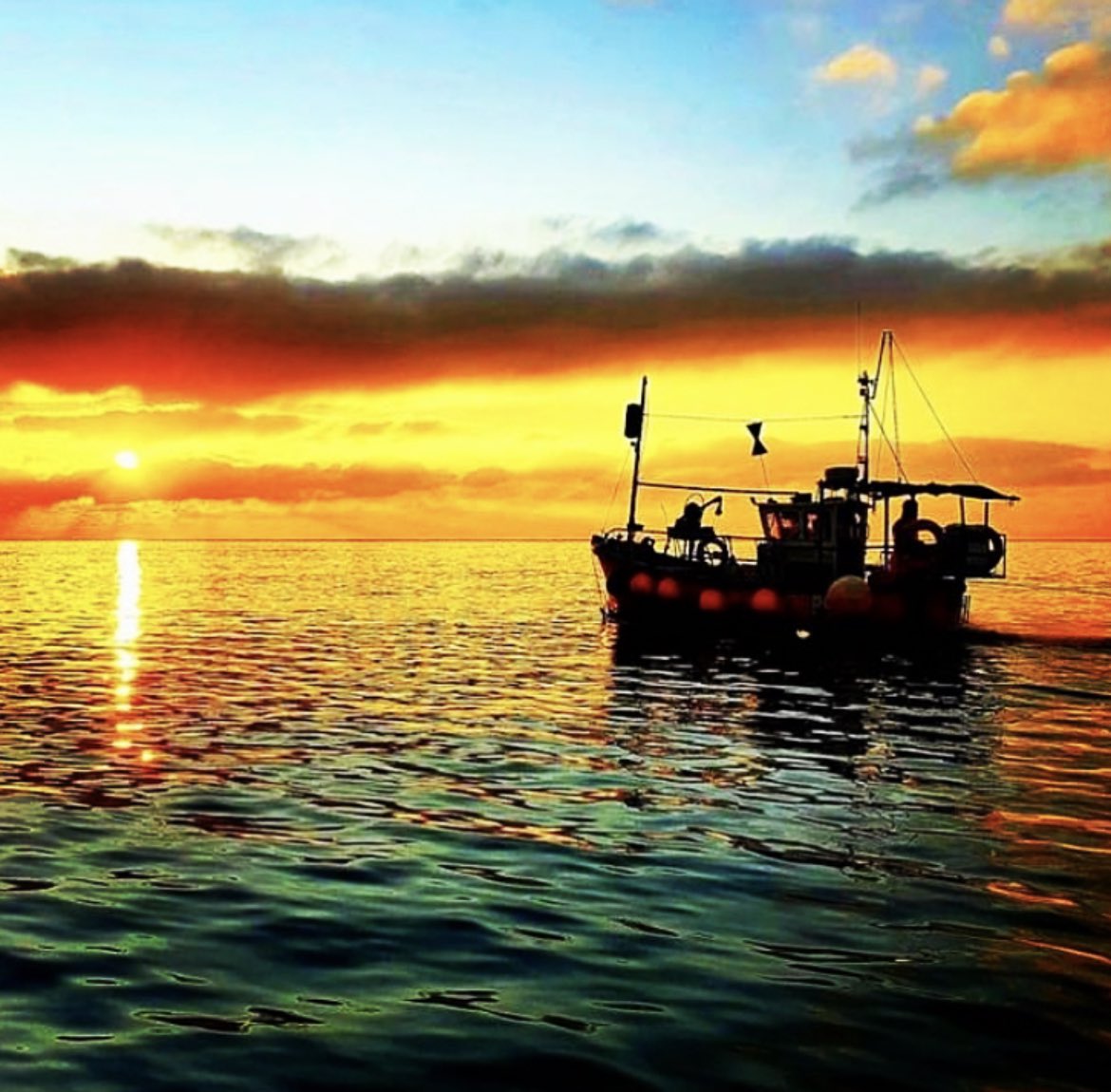 LBFCIC's tweet photo. #MeetOurFleet
Our new website is up and running, click the link to find out more about our membership. We are #scallop divers, #trawlermen, #potters, #anglers and #netters.
https://t.co/aHKI0cvEZZ https://t.co/GqgDIZww0r