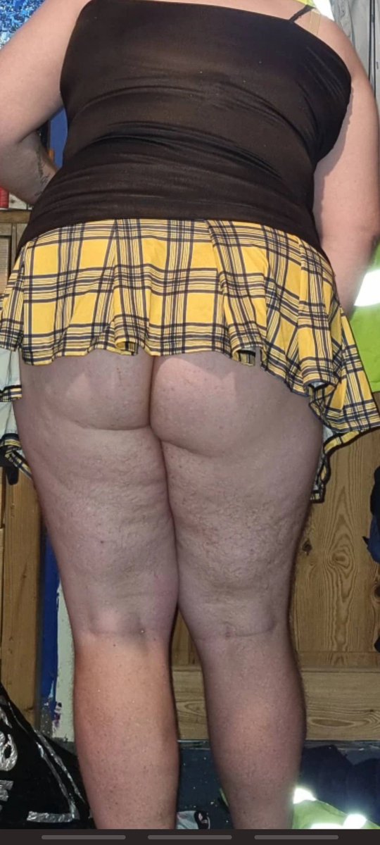 LewSissy's tweet photo. @tsshunter2 What a nice seat https://t.co/qYhmqJqryr