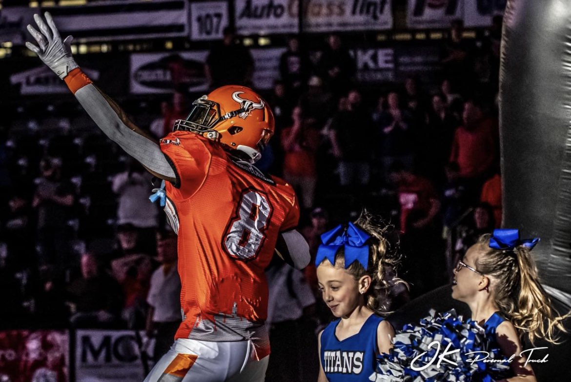 JrTitanCheer's tweet photo. @jrtitanfootball #omahabeeffootball #jrtitancheer https://t.co/0sOxAISyk3