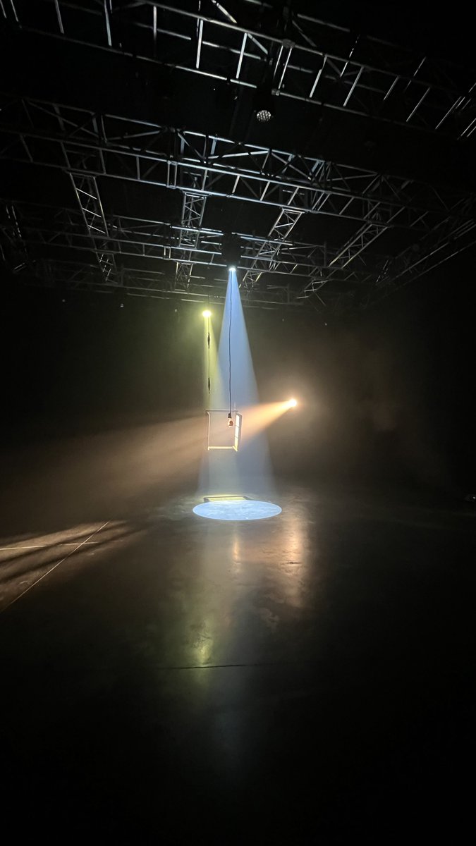 StefanCOLOMB's tweet photo. je retrouve mon ami Olivier Martin pour un nouveau projet musical avec les amis de Perception Films entre autres d’autres infos prochainement #video #music #onstage #moviesetup #auvergne https://t.co/zyyO9xrwbG