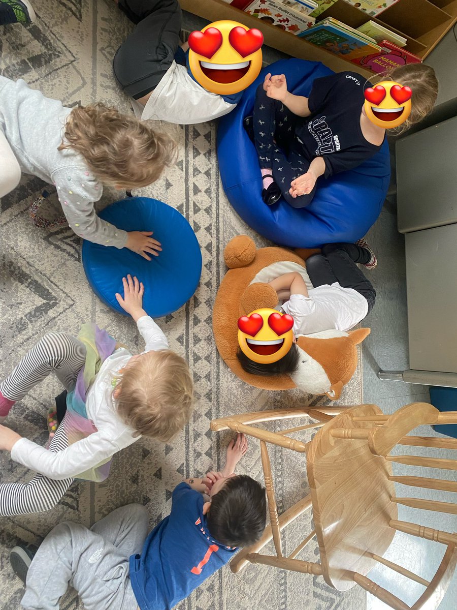 Children’s Mental Health Week included daily school-wide meditation @TDSB_HowardPS to help calm our minds, bodies and spirits 🧠🧘 #CMHW @TDSB_MHWB @tdsb