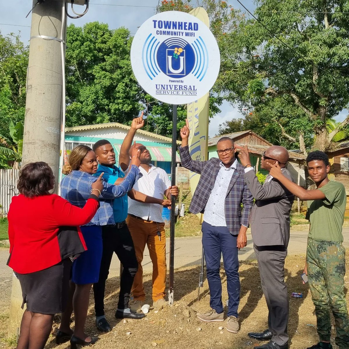 usfjamaica's tweet image. Let&apos;s use this new tool to build a stronger, more vibrant community together 
#Communityconnectivity
#Digitalopportunities
#TeamUSF