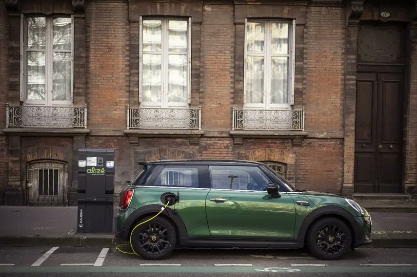 TravelGumbo's tweet photo. #Europe's #EVfriendly with #MoreChargers #ttot 

TravelGumbo NEWS
By Travelers, For Travelers

https://t.co/9r4uwtBhQ7 https://t.co/IcyvbH7gzK