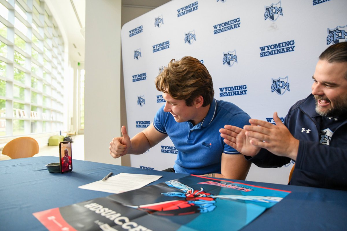 Alex Cossignani signed today to play at Delaware State.

Alex, an international postgrad student at Wyoming Seminary, has no nearby family.

His dad, however, wearing DSU gear, joined the celebration via FaceTime from Spain.

A truly awesome, heartwarming story to watch unfold.