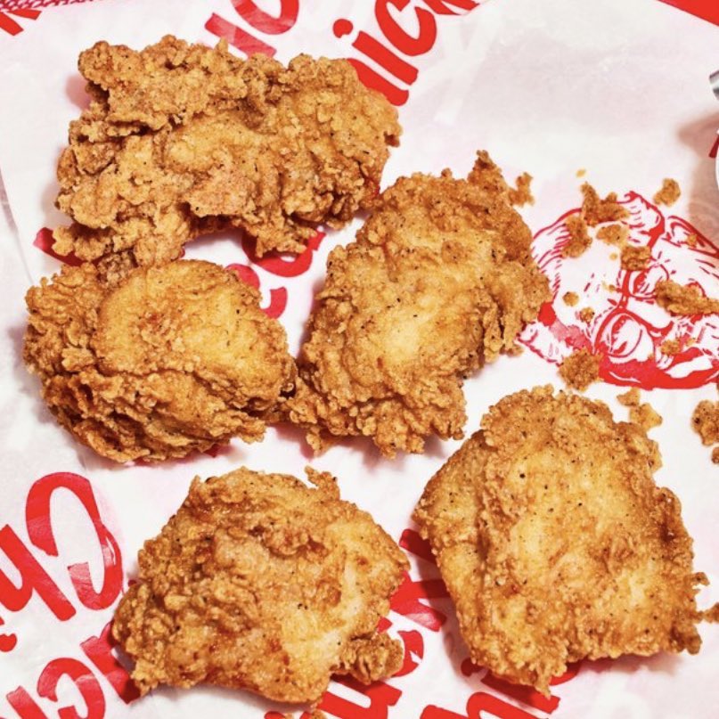 KFC tweet media