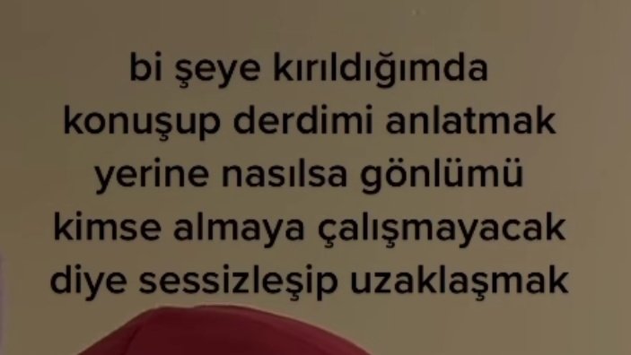 ayemnisa's tweet photo. kendine sunu yapma be kizim https://t.co/LQURawvSnV