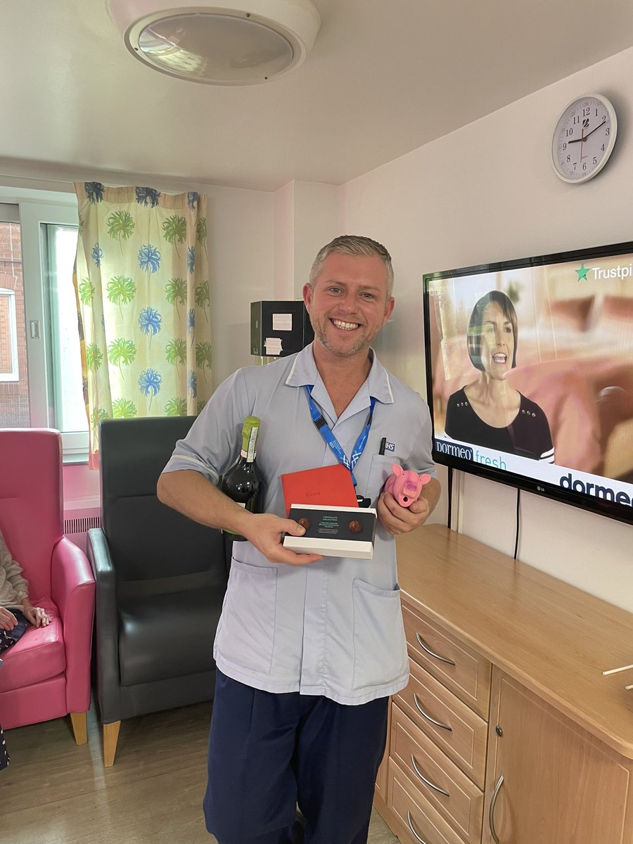 Paula Lockett tweet media