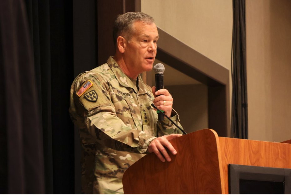 OfficialFtSill's tweet image. Gen. James Dickinson, commanding general of U.S. Space Command, was the keynote speaker for the 2023 Fires Symposium. Dickinson discussed the importance of the Space Command and FIRES weapons.
 #SpaceCommand #FiresSymposium
